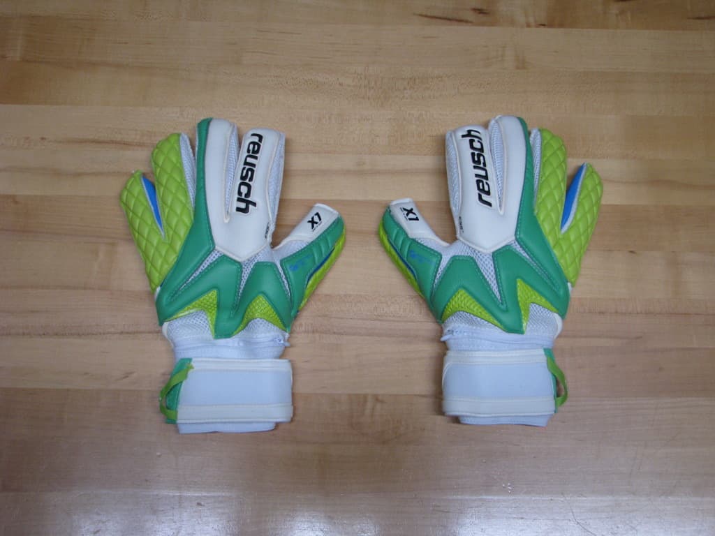 新品タグ付き reusch Gloves Reusch World Pro Reusch World Cup Warrior Neo - reusch.com