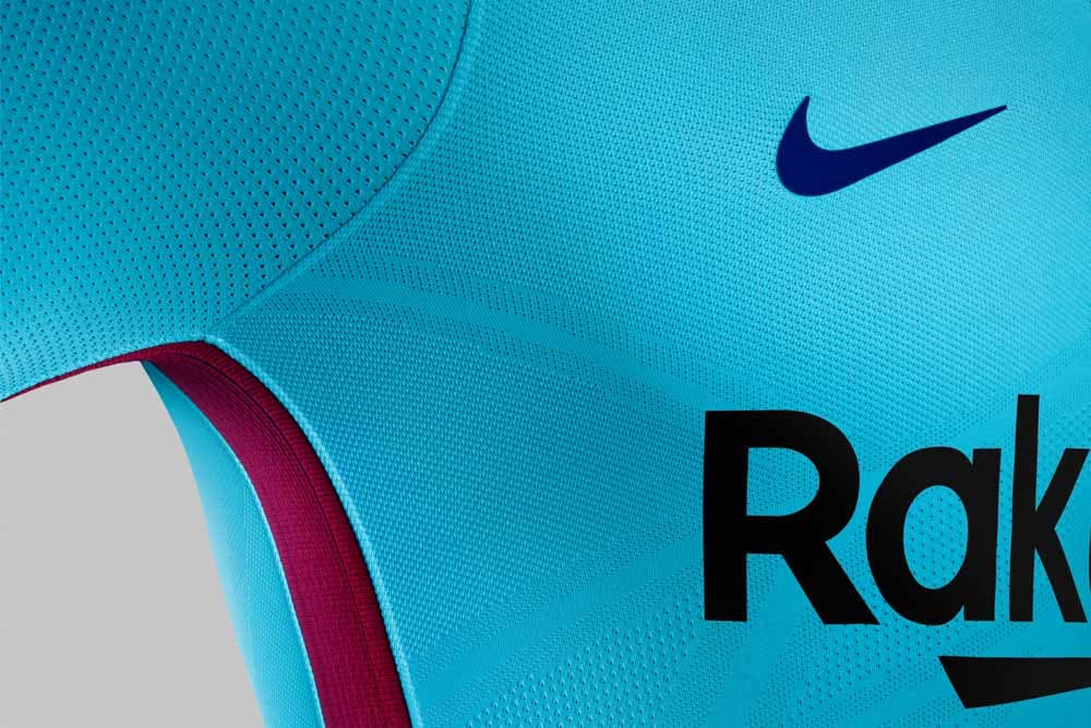 2017-18 Nike FC Barcelona away jersey with Aeroswift technology