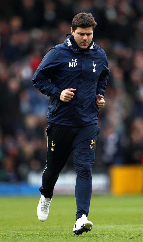 LONDON, ENGLAND - FEBRUARY 19: Mauricio Pochettino manager of Tottenham Hotspur runs across the pitch at half time during The Emirates FA Cup Fifth Round match between Fulham and Tottenham Hotspur at Craven Cottage on February 19, 2017 in London, England. (Photo by Ian Walton/Getty Images)