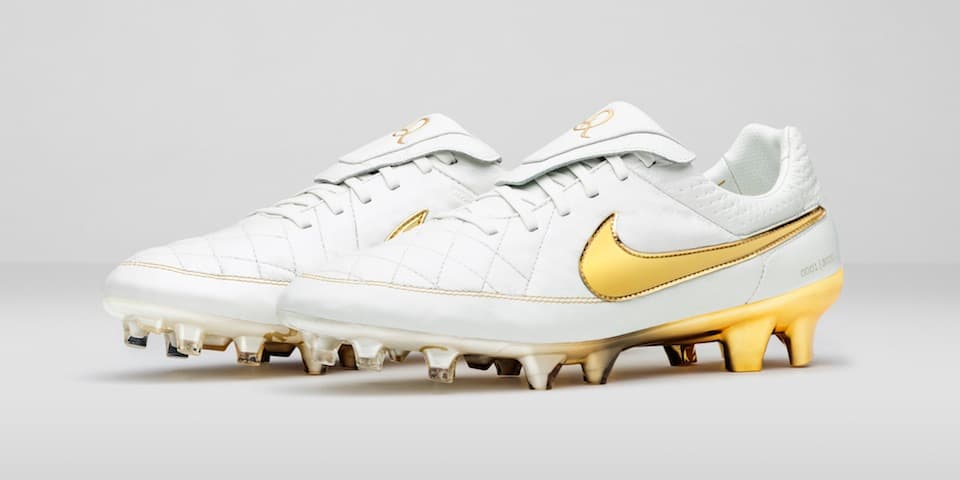 Nike Tiempo Touch of Gold: An R10 Tribute