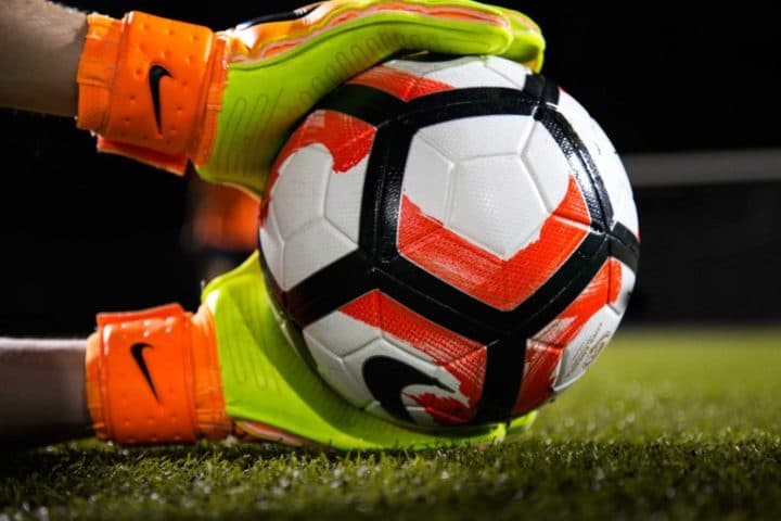 goalkeeper glove guide