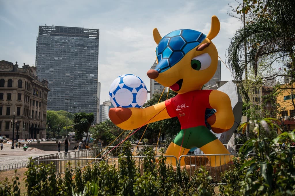 2014 World Cup Brazil Mascot Plush – Fuleco – 13cm Collectible Soft Toy