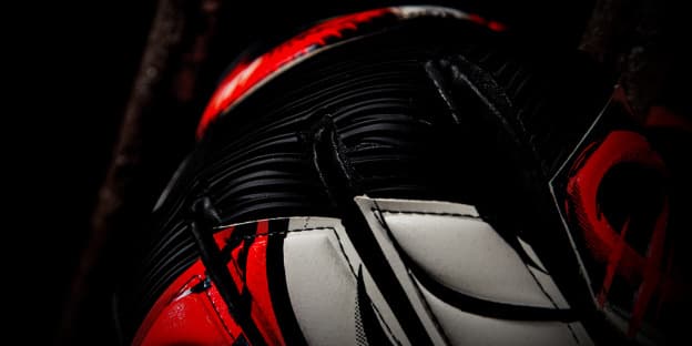 Adidas_Beast_Gloves_Red_SOCIAL_08