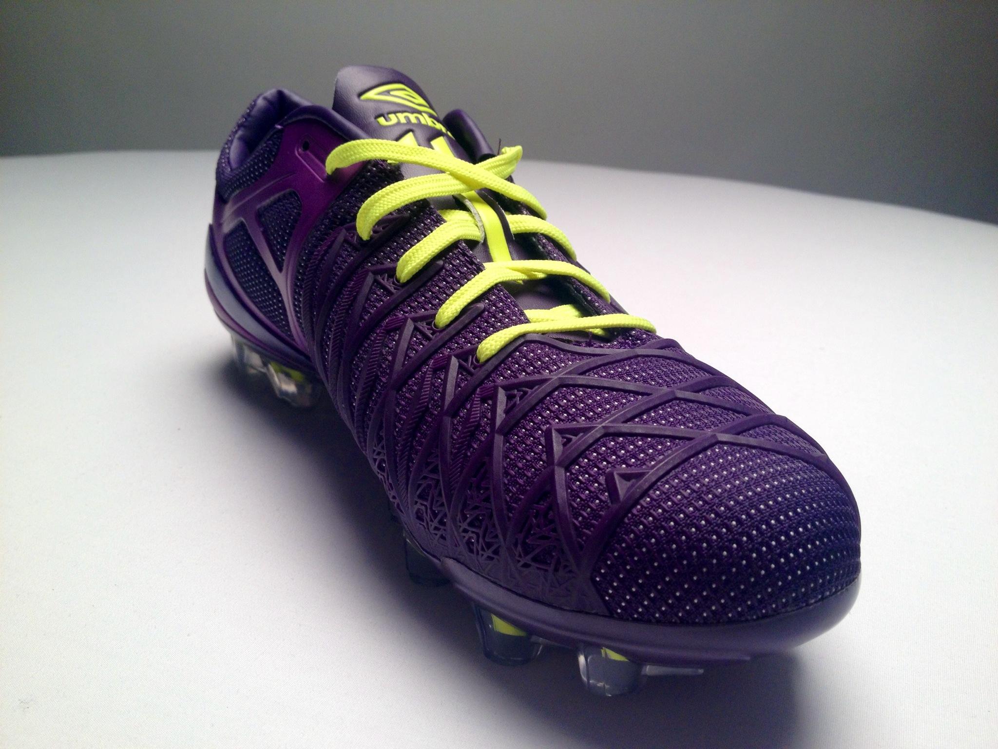 Umbro UX-1 Concept HG Review
