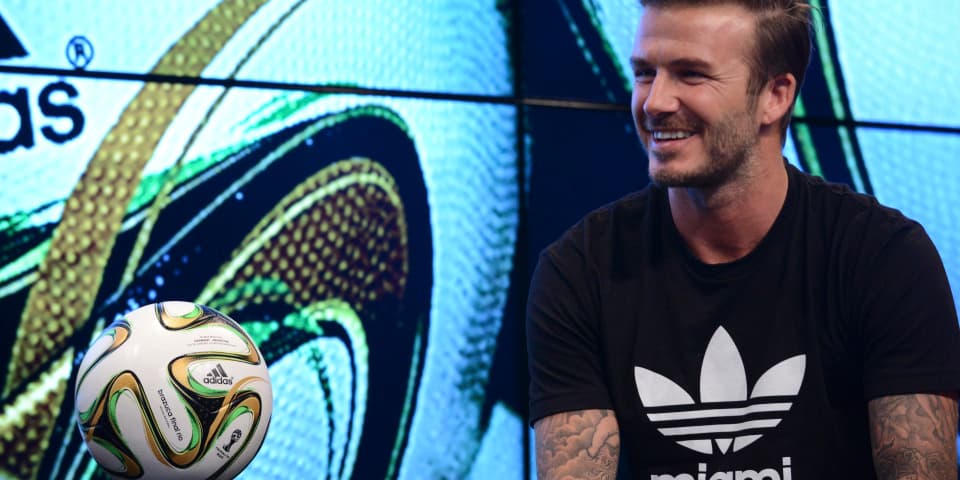Posto adidas - YouTube Live TV Show and Press Conference with guest David Beckham