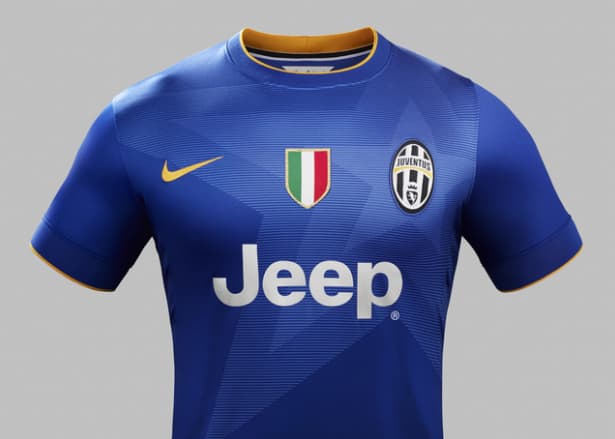 Juventus 14/15 Home/Away kits