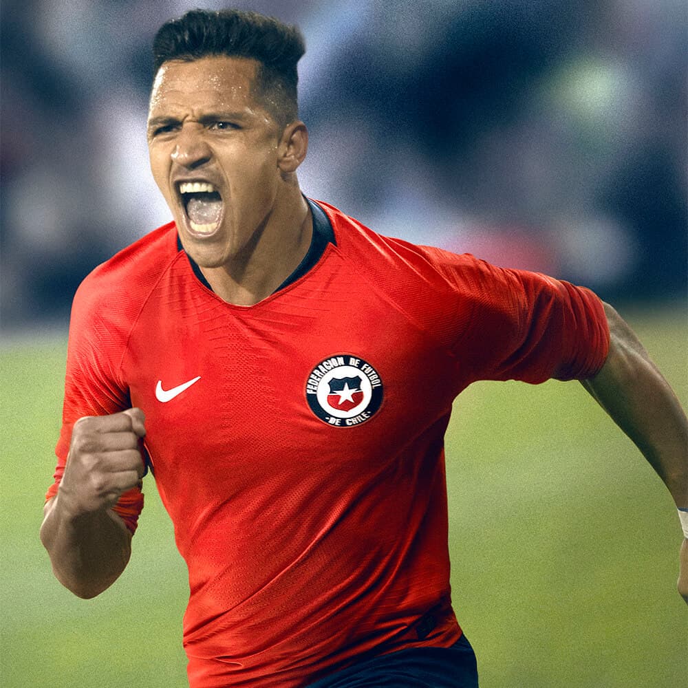 Alexis Sanchez in the 2018 Nike Chile home jersey
