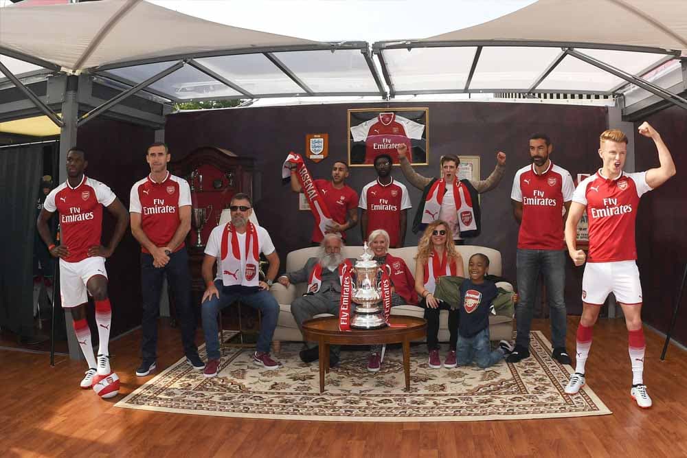 Fans participate in the 2017-18 PUMA Arsenal home jersey launch