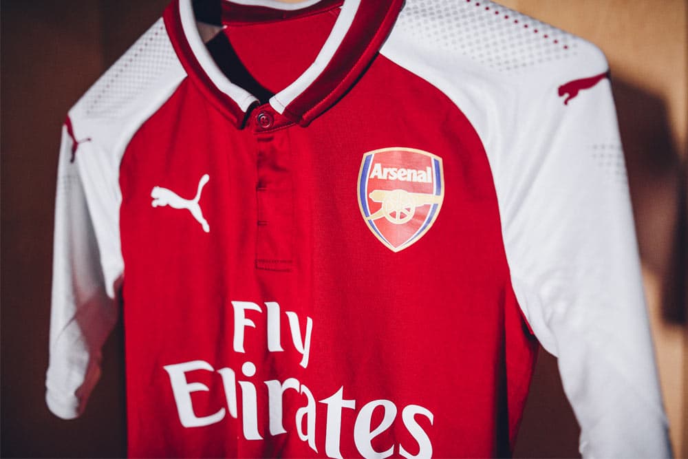 2017-18 PUMA Arsenal home jersey