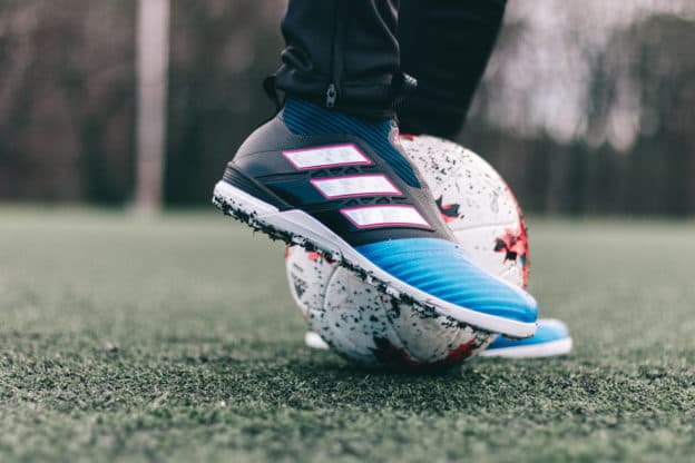 SOCCER SHOE GUIDE