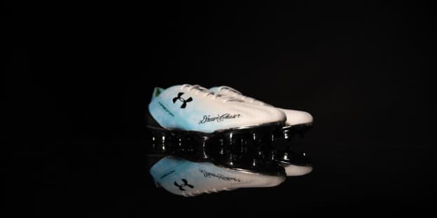 Giveaway Memphis Depay Limited Edition Ua Speedform Dreamchaser