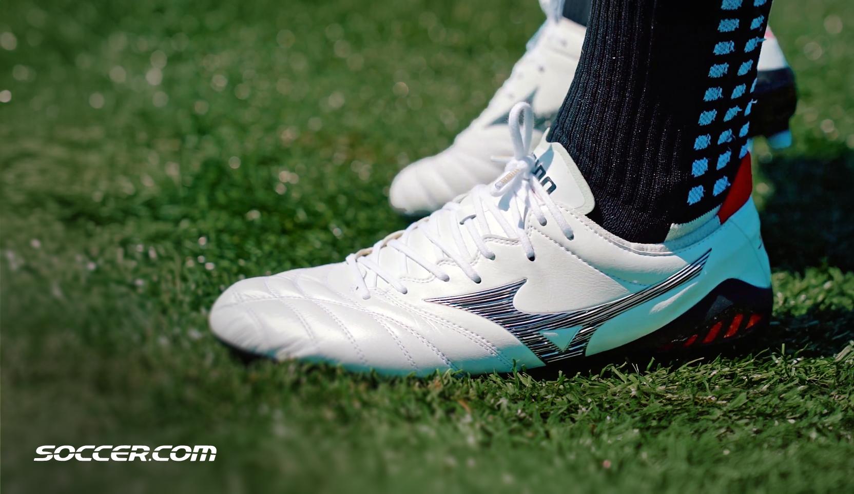 Mizuno Morelia Neo IV Beta Made In Japan FG Firm Ground Soccer Cleat - White/Black