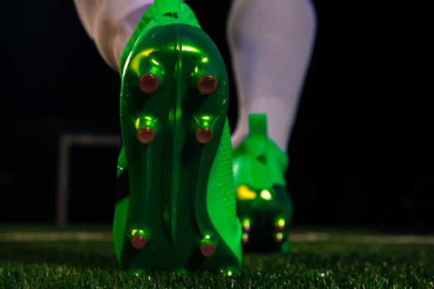 PLAY TEST: adidas ACE 16+ PURECONTROL Laceless | SOCCER.COM