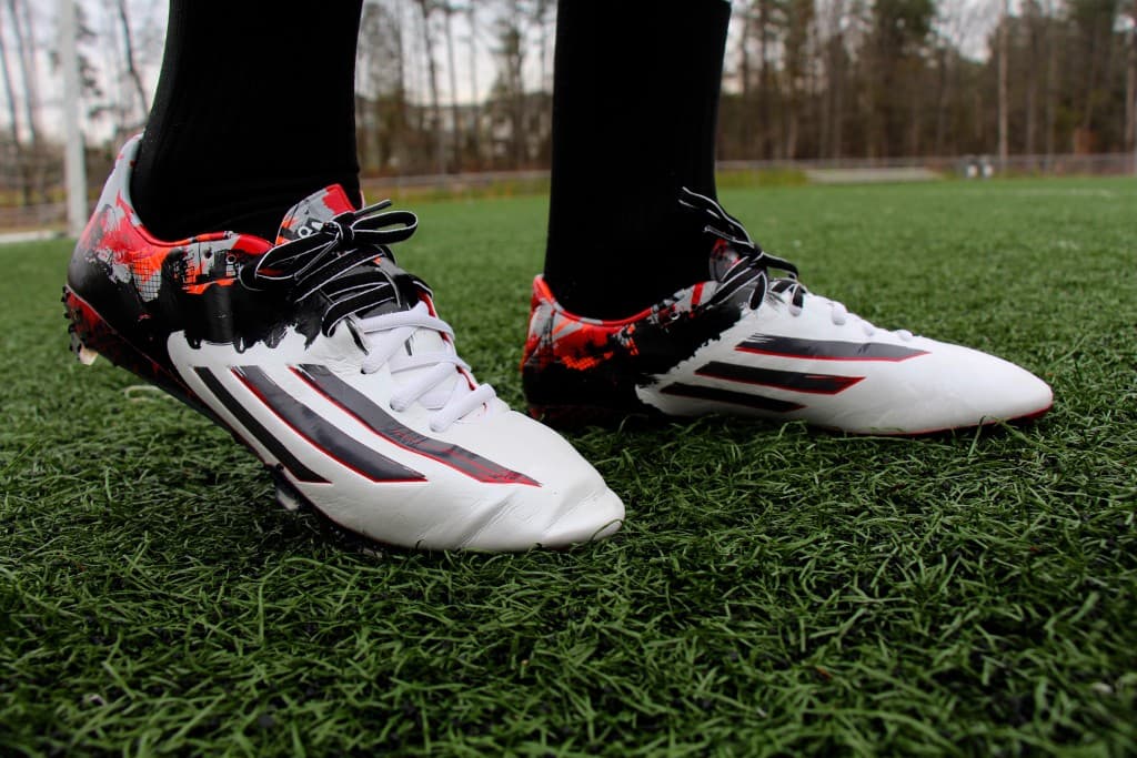 Play Test: adidas Messi 10.1 Pibe de Barr10 display picture 3