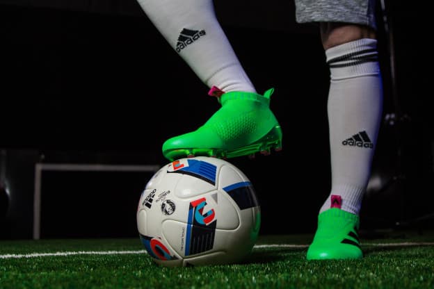 PLAY TEST: adidas ACE 16+ PURECONTROL Laceless | SOCCER.COM