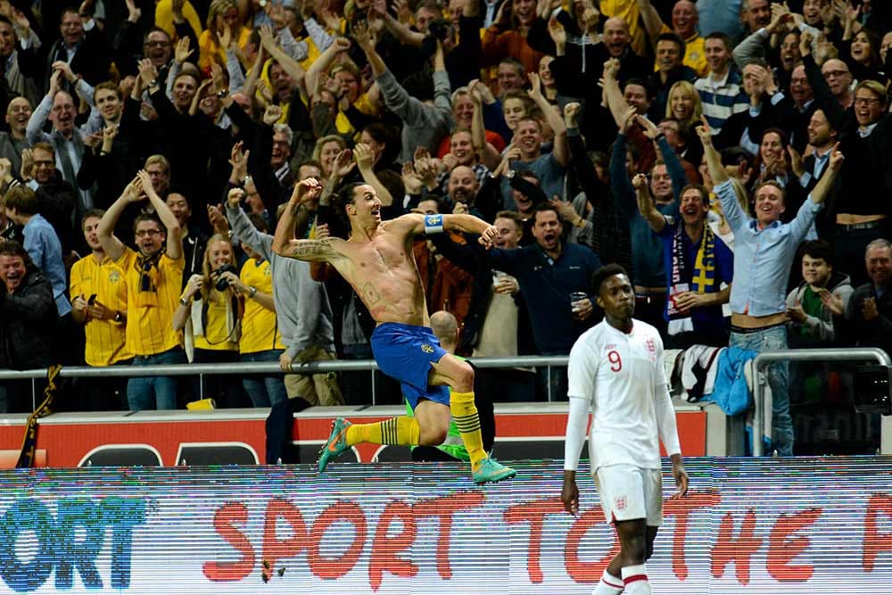 Top 10 Goals Of The Decade Soccer Com