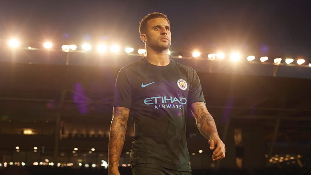 Kyle Walker in the new Nike Manchester City Third Jersey 17/18