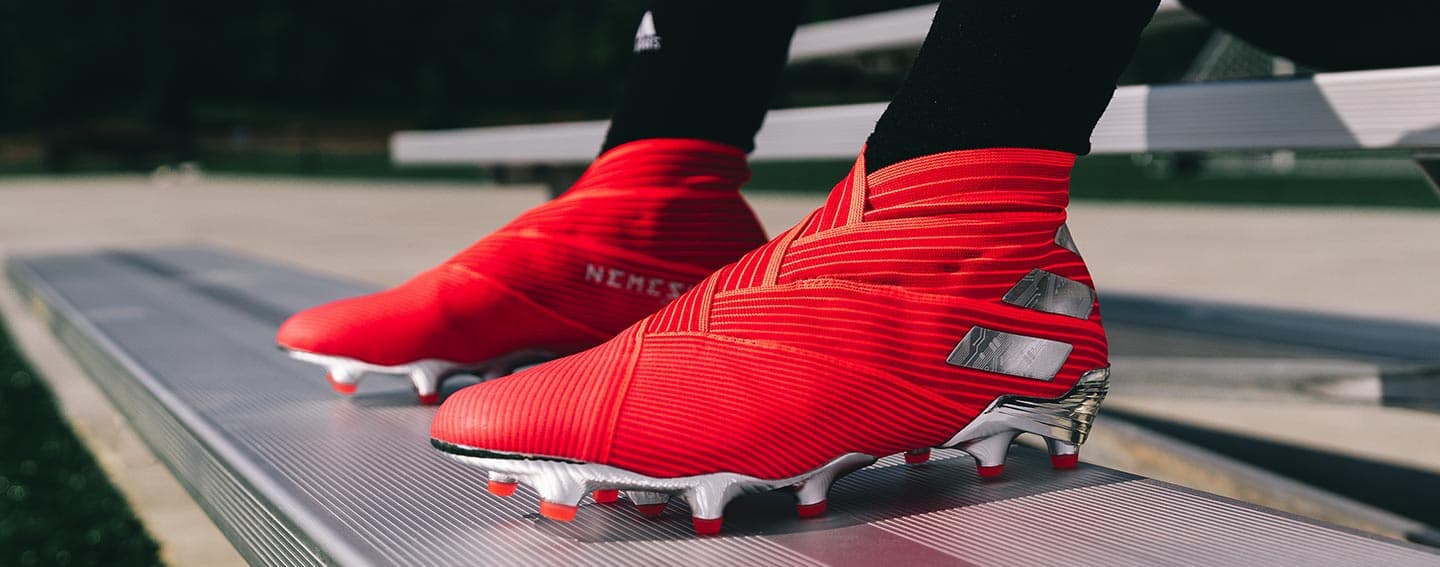 red adidas nemeziz