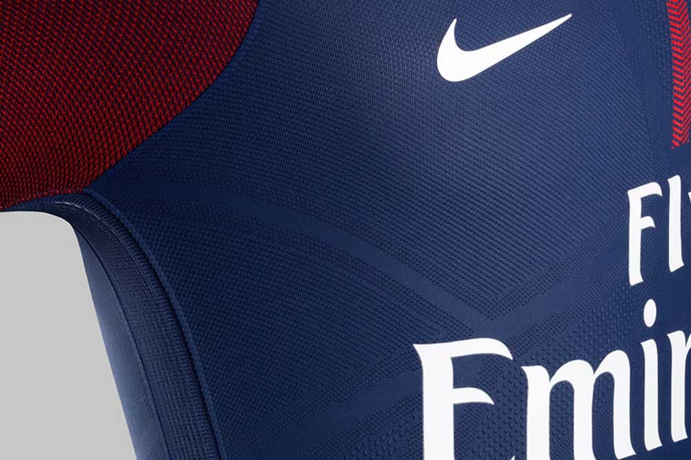 2017-18 PSG home jersey