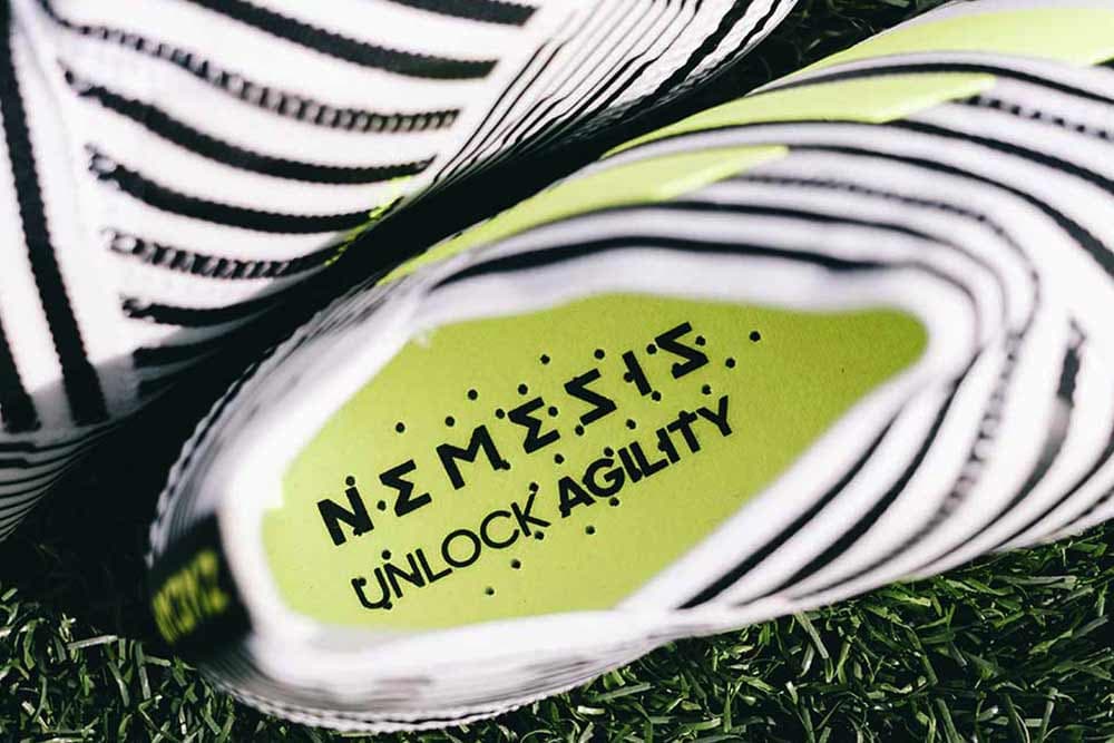 adidas gazelle silver green womens adidas Nemeziz 17.1 SG