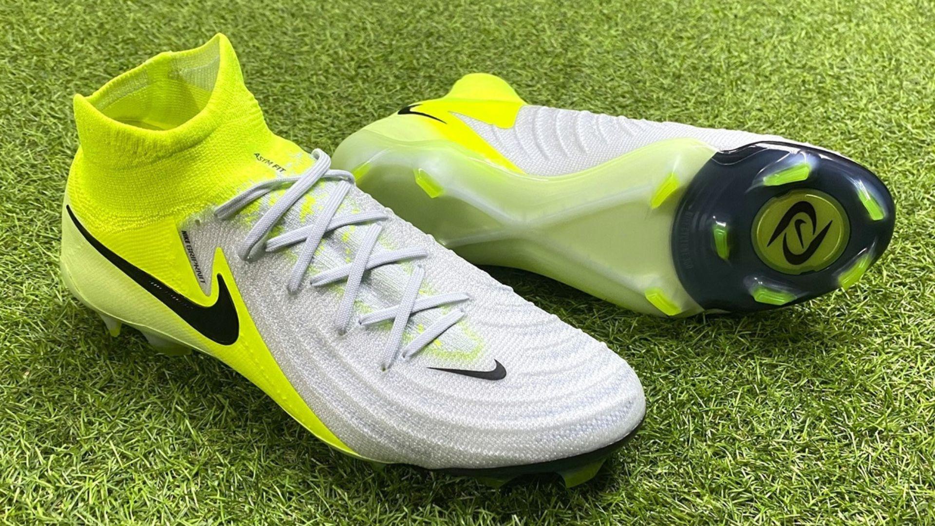 Nike Phantom Luna II Pro FG Firm Ground Soccer Cleat - Black/Black/Deep Jungle