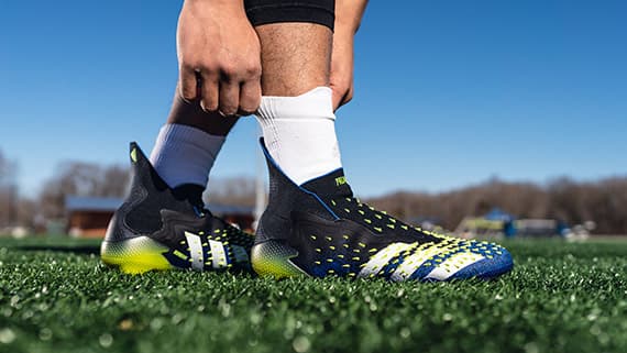 Soccer Com Guide To David Beckham S Adidas Predator Soccer Cleat History